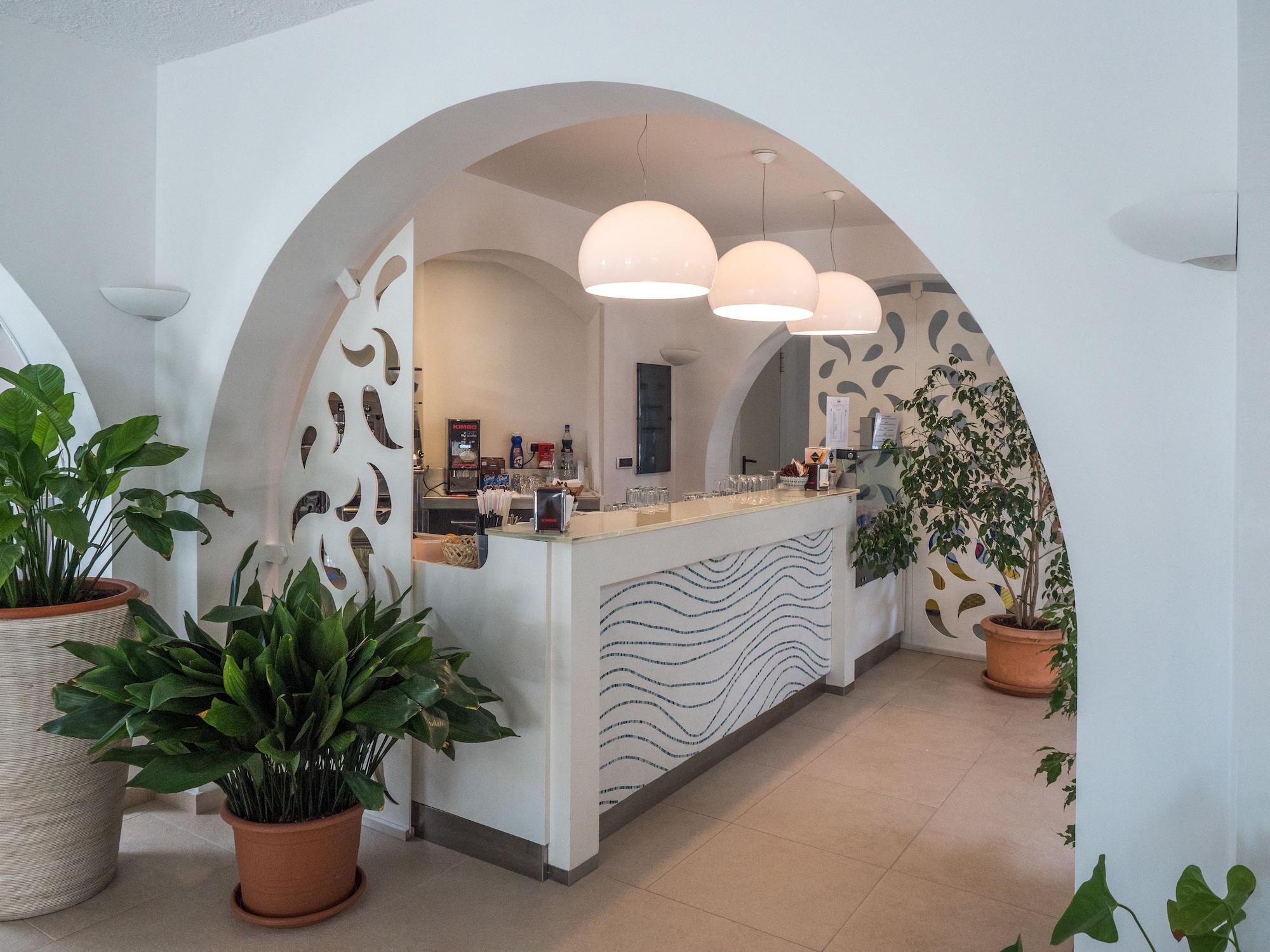 סטינטינו Hotel Cala Reale מראה חיצוני תמונה